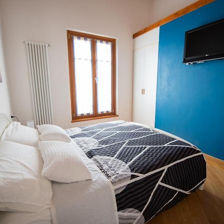 Appartamento Lago Blu Манерба-дель-Гарда Экстерьер фото