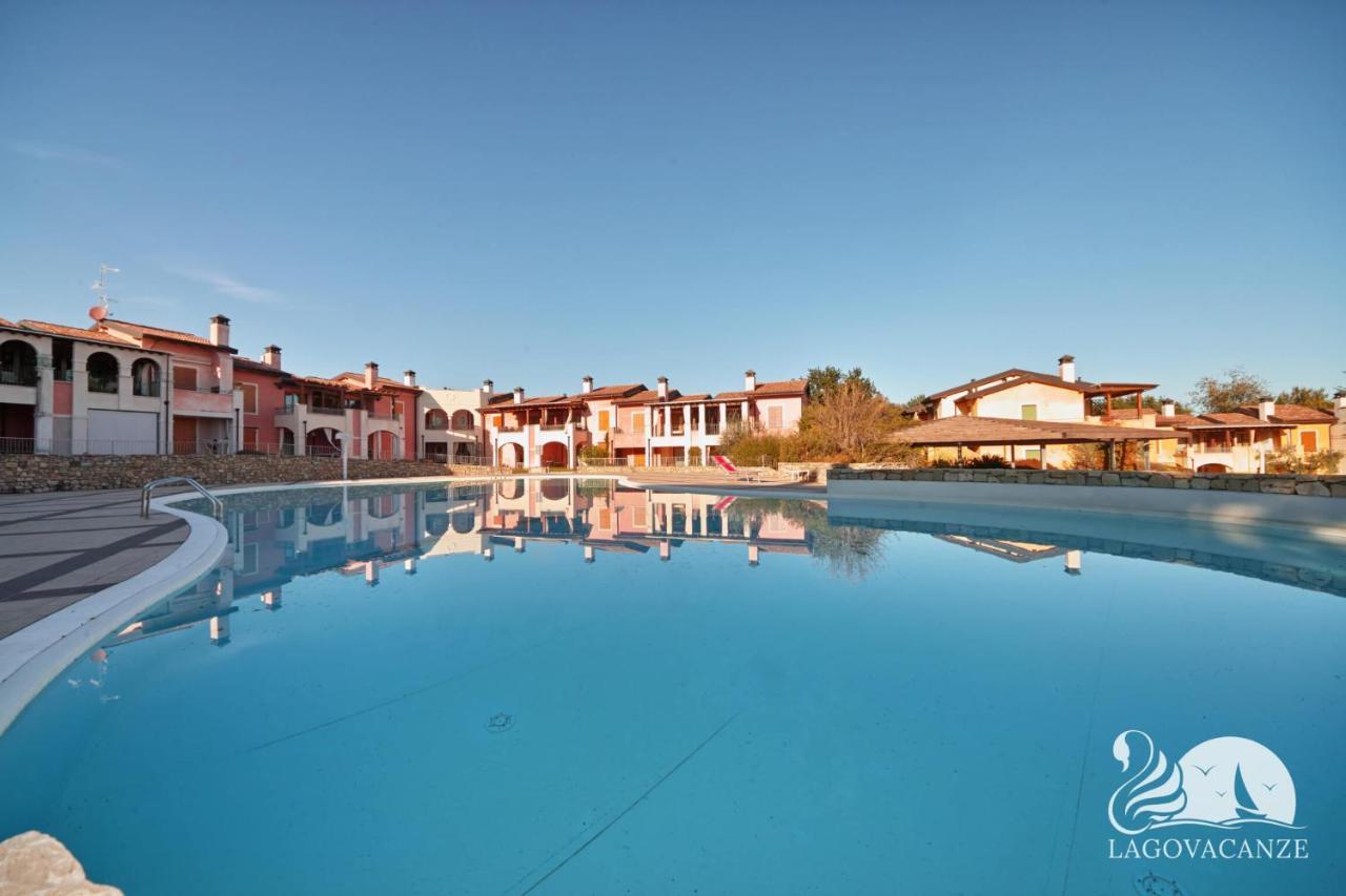 Appartamento Lago Blu Манерба-дель-Гарда Экстерьер фото